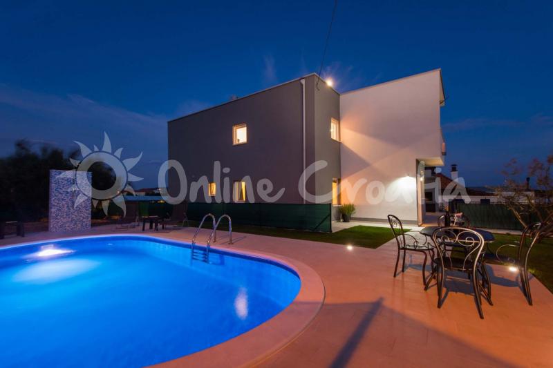 Apartament Villa Venera with private pool